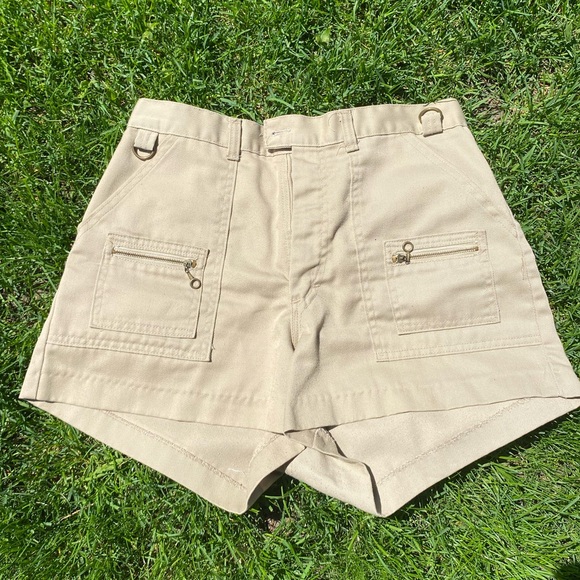 Cheeno’s vintage shorts - Picture 4 of 4